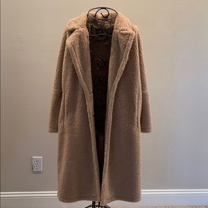 NEVER WORN Zara teddy coat